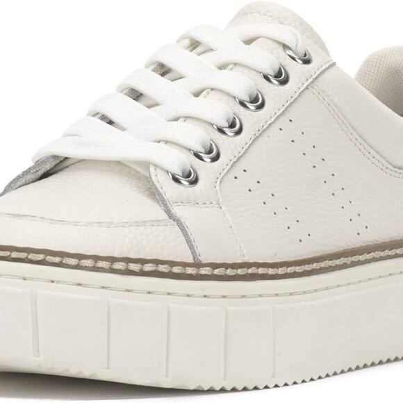 Shoes - Women's White Leather Sneakers Size 8 Rubber Sole Lace-Up Platform Heel